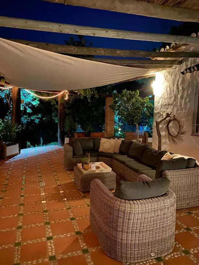 Bed & Breakfast La Casa Del Burro Bed and Breakfast Nerja Spanje