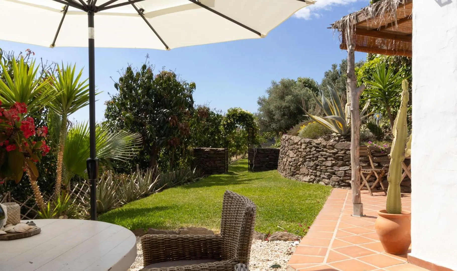 La Casa Del Burro Bed and Breakfast Nerja
