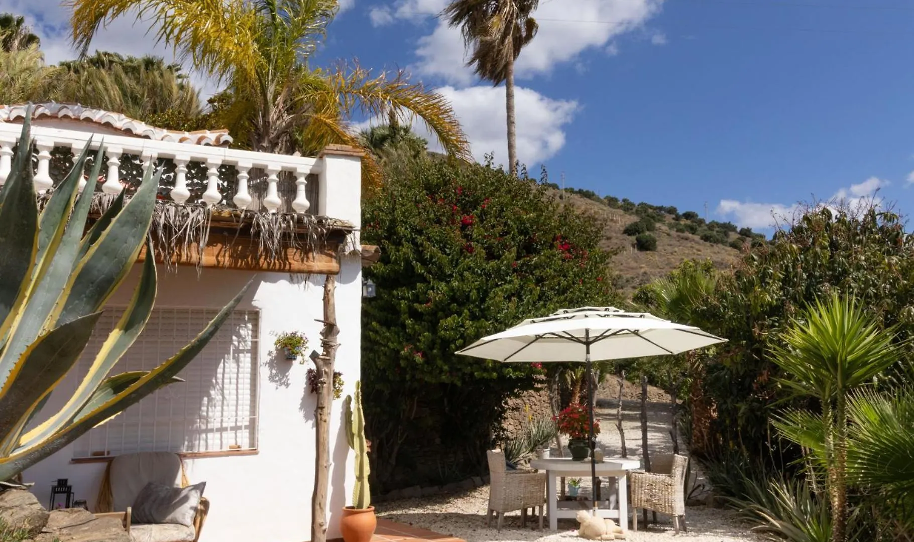 Bed & Breakfast Bed and Breakfast La Casa Del Burro Nerja