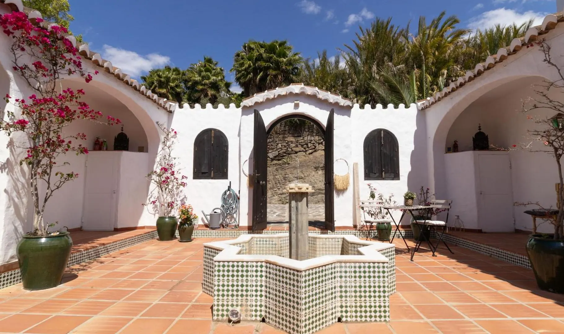 Bed and Breakfast La Casa del Burro Nerja